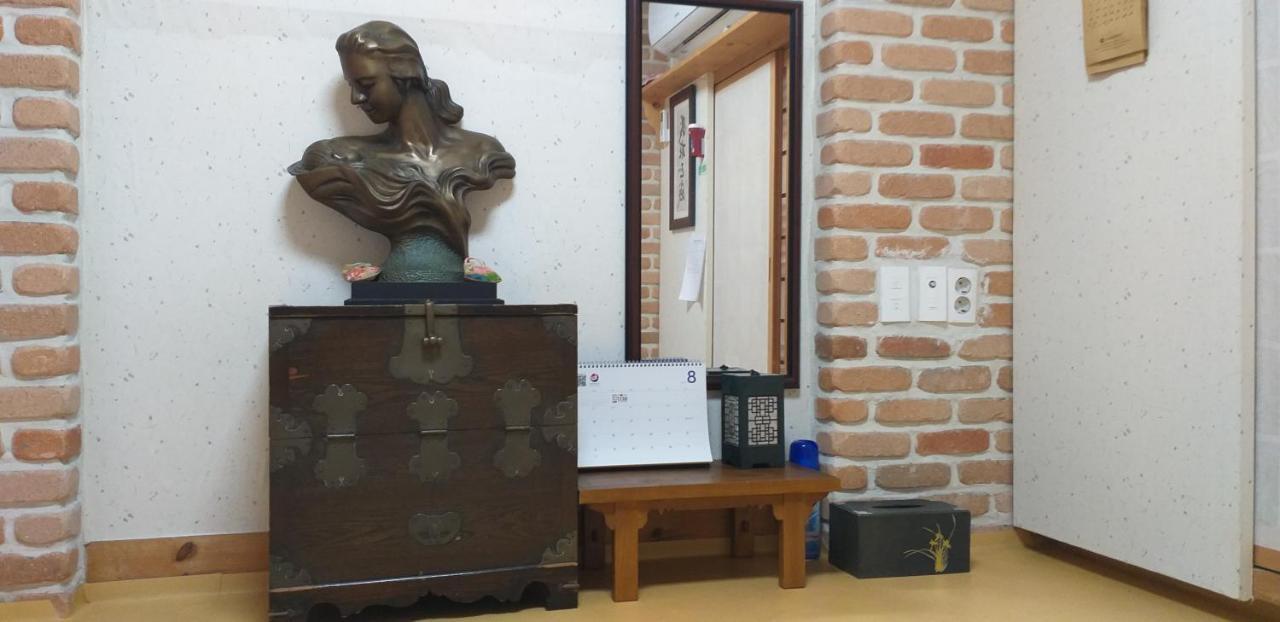 Ongye Jongtaek Hotell Andong Rum bild