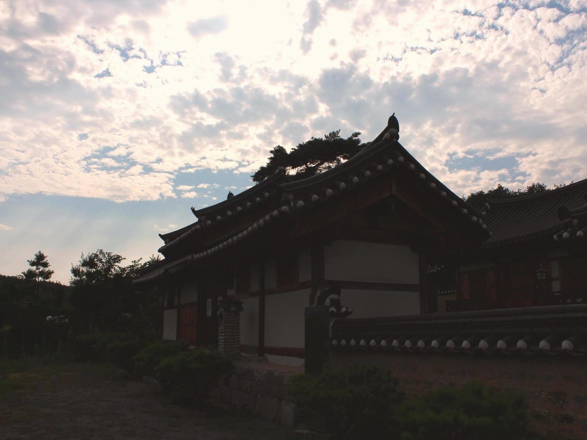 Ongye Jongtaek Hotell Andong Exteriör bild