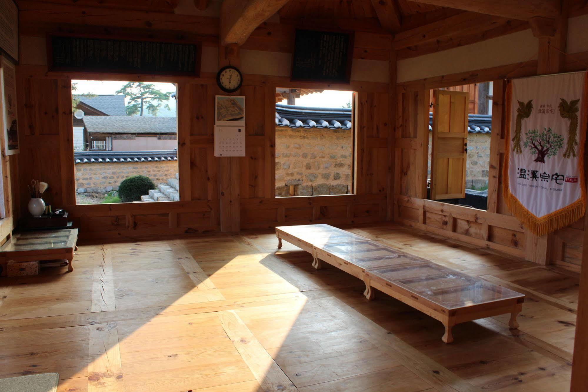Ongye Jongtaek Hotell Andong Exteriör bild
