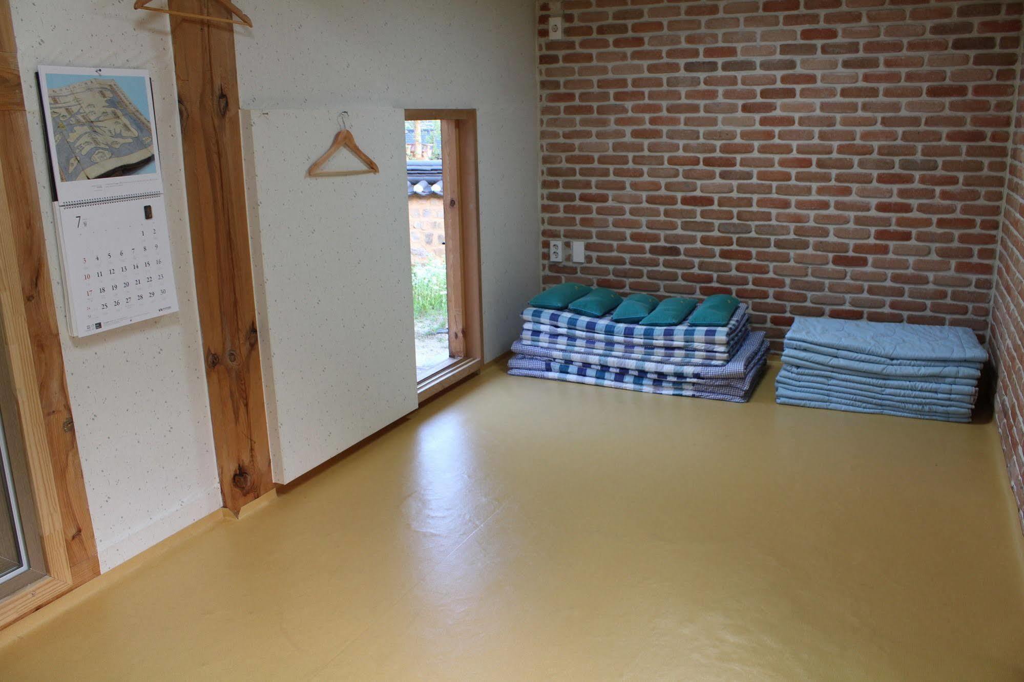 Ongye Jongtaek Hotell Andong Exteriör bild