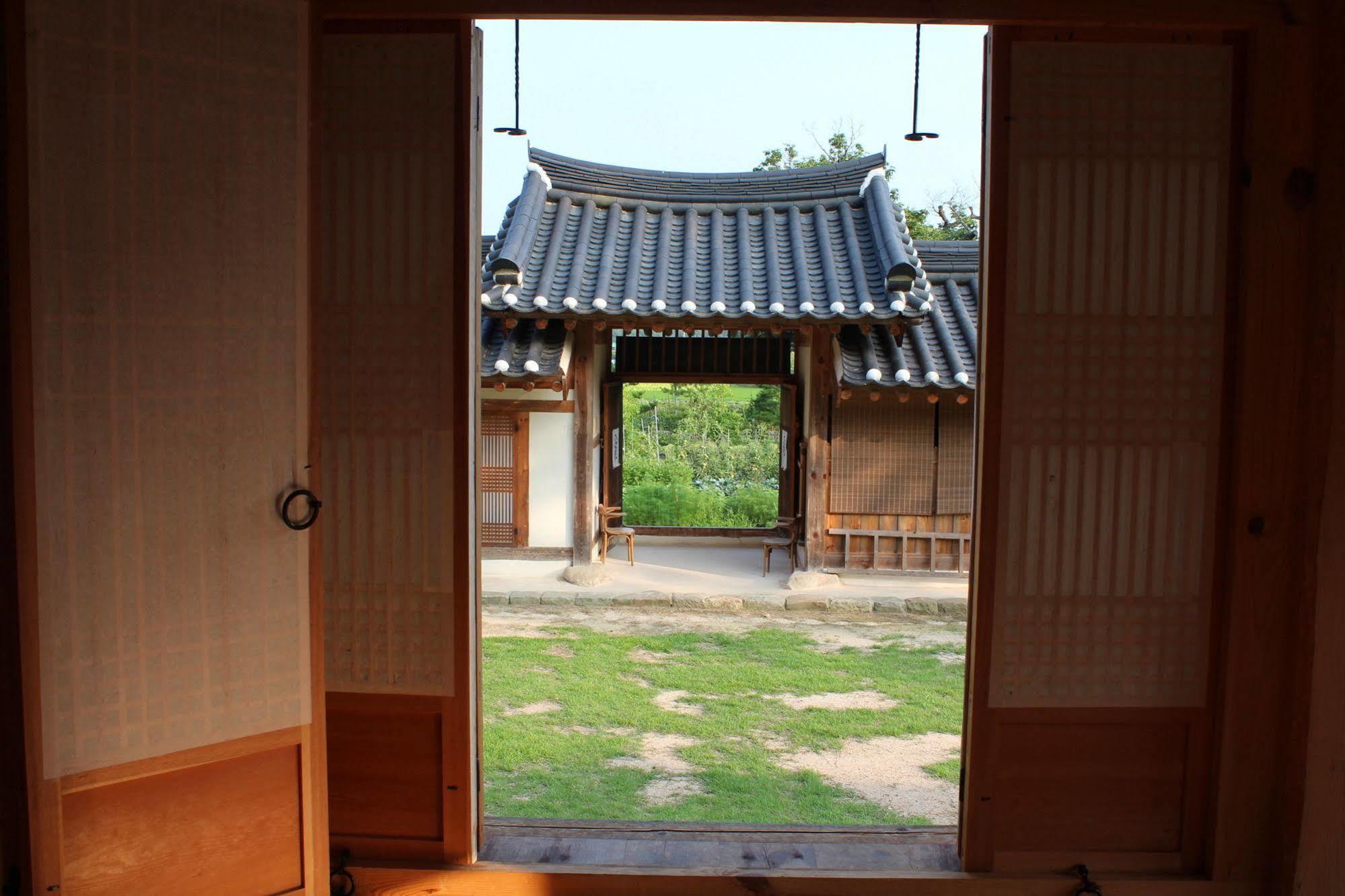 Ongye Jongtaek Hotell Andong Exteriör bild